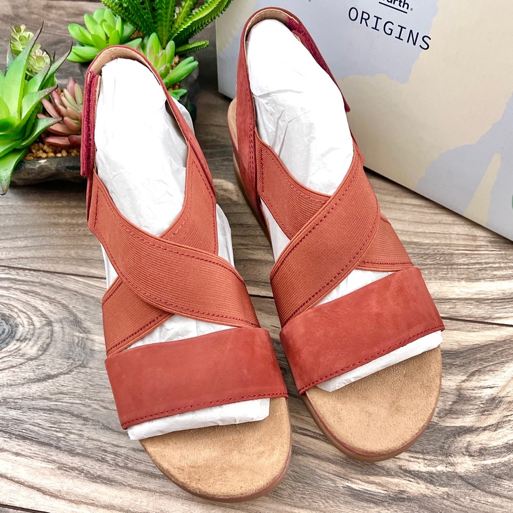 NIB Earth Origins 8W 9W Carren Leather Strappy Wedge Sandal Brick - Picture 2 of 12